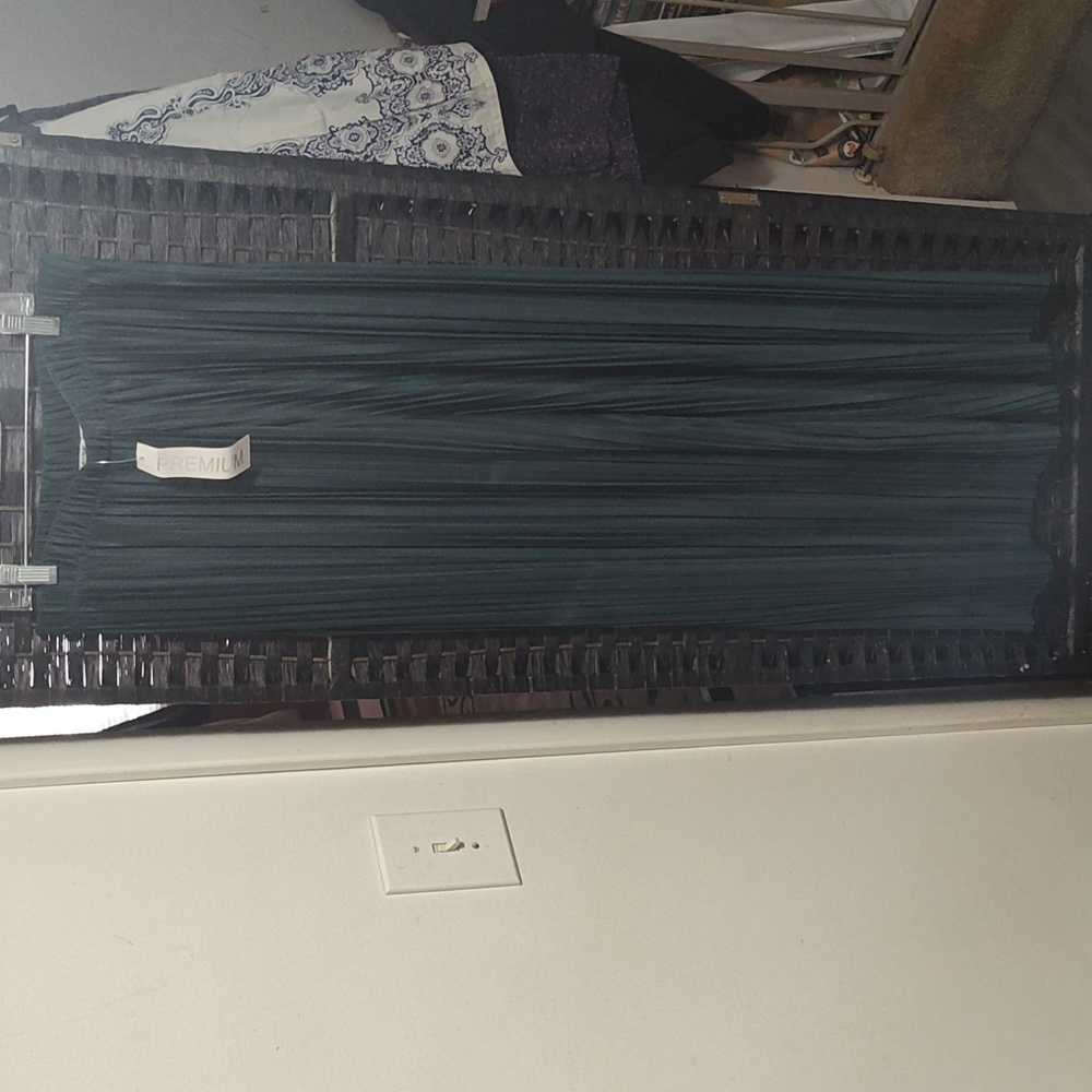 Dress pants pleated green